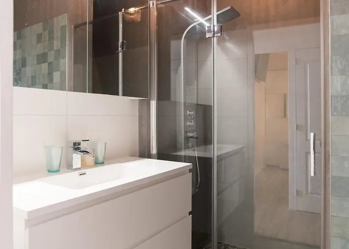 Canal House Апартаменты