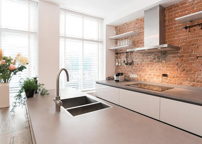 Canal House Апартаменты